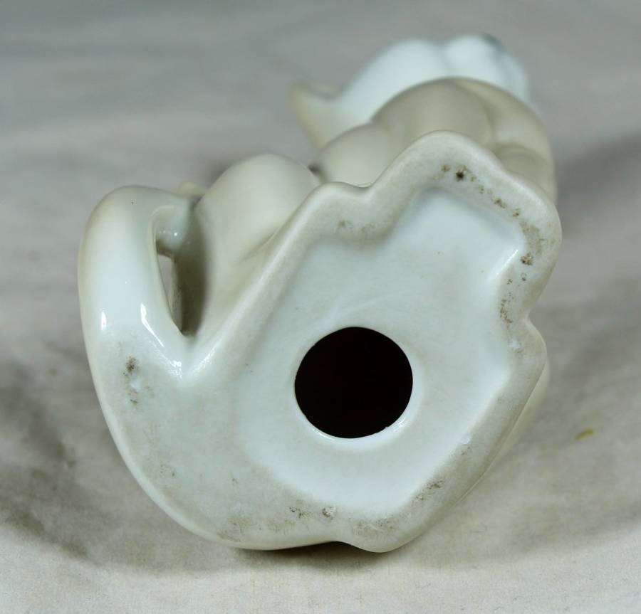 Seated Beige Cat - Beautiful !!!! - Bid Now!!!