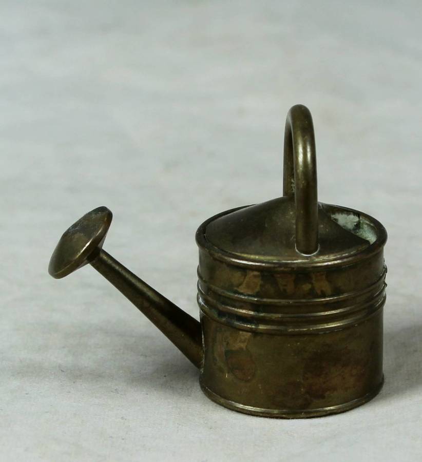 MINIATURE- A BRASS WATERING CAN - BID NOW!!!