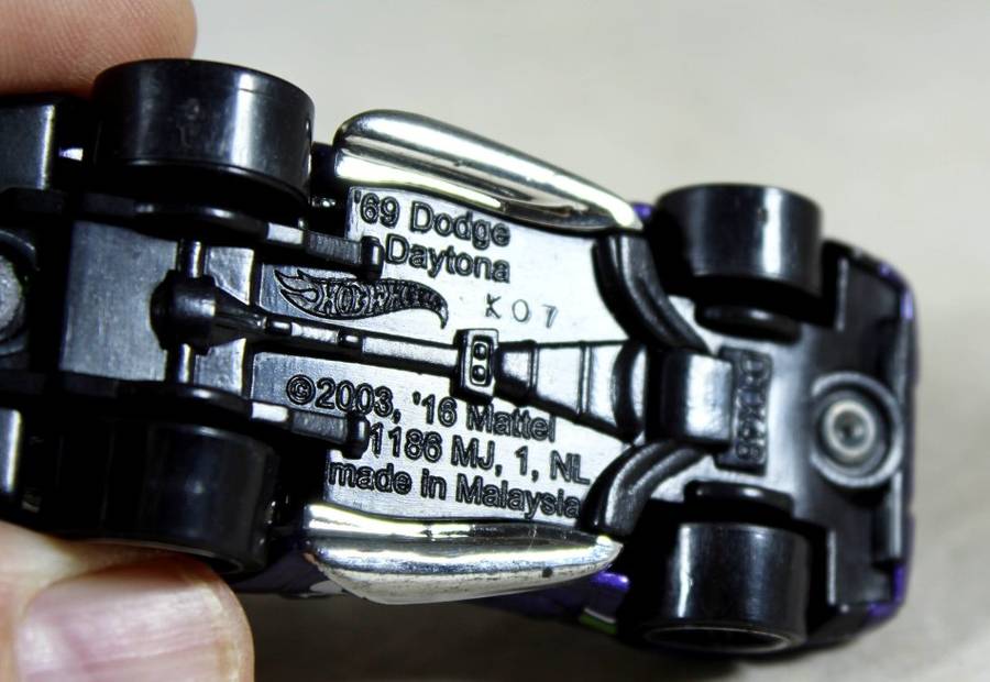 Hotwheels - '69 Dodge Daytona (2003)