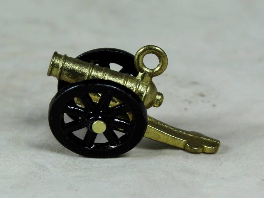 MINIATURE METAL CANNON - BID NOW!!!