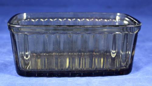 VINTAGE FRENCH ARCOPAL SMOKED GLASS OVEN DISH WITH RIBBED PATTERN - BID NOW!!