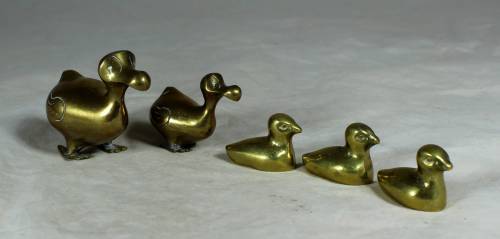 MINIATURE BRASS DODO FAMILY (UNIQUE) - BID NOW !!!