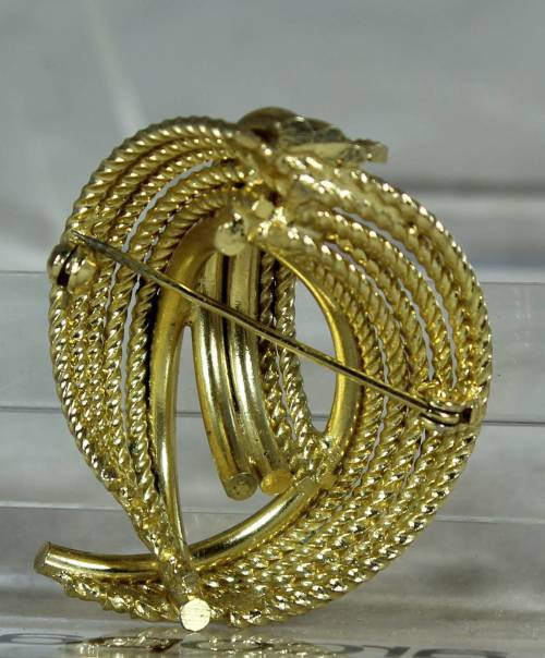 Costume jewelry - golden brooch