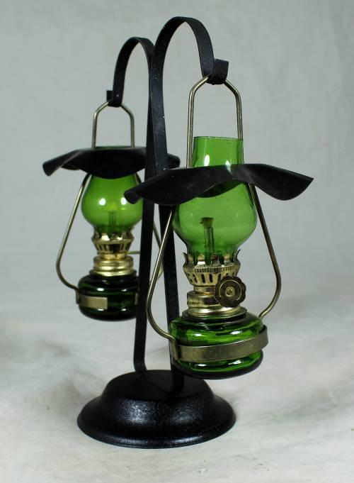 BEAUTIFUL VINTAGE SMALL PAIR OF HANGING OIL LAMPS-BID NOW!!