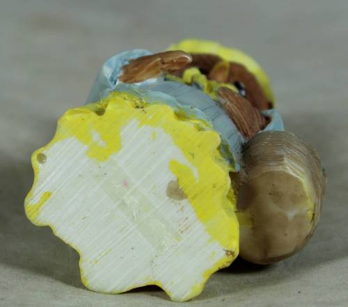 MINIATURE-MUMMY OWL GOING SHOPPING