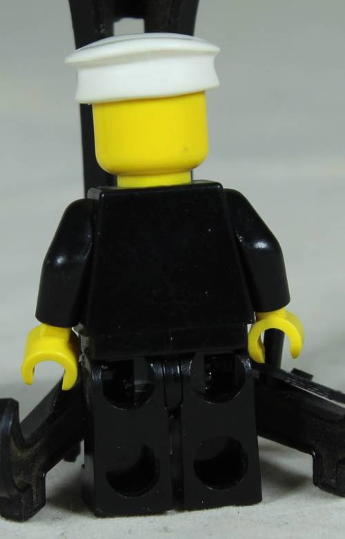 Lego mini figurine - Policeman with a white hat and a smile