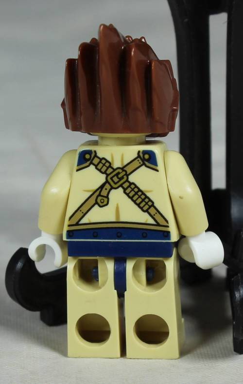 LEGO MINI FIGURINE-LION WARRIOR(LEGENDS OF CHIMA LOC117)BID NOW!!