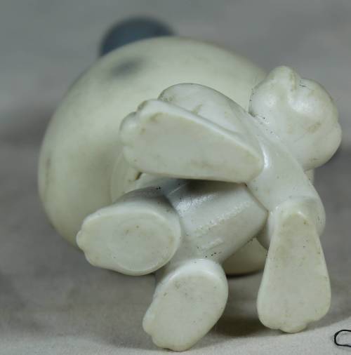 LITTLEST PET SHOP AUTHENTIC RANGE WITH A RED MAGNET(HASBRO 2004)RABBIT#18(SO CUTE)BID NOW!