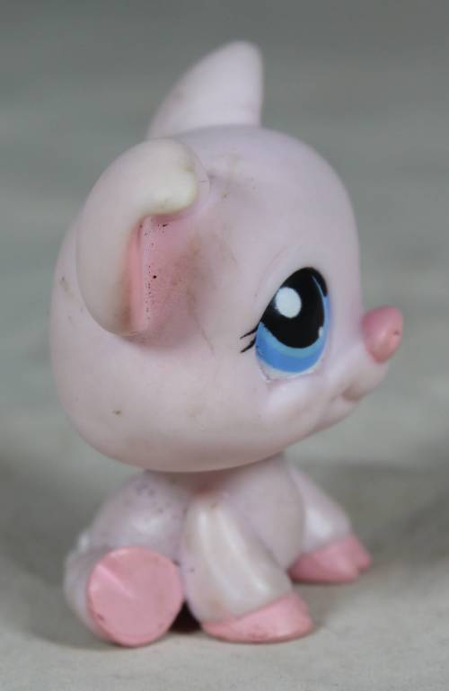 LITTLEST PET SHOP AUTHENTIC RANGE WITH A RED MAGNET(HASBRO 2005)PINK PIG#296(SO CUTE)BID NOW!