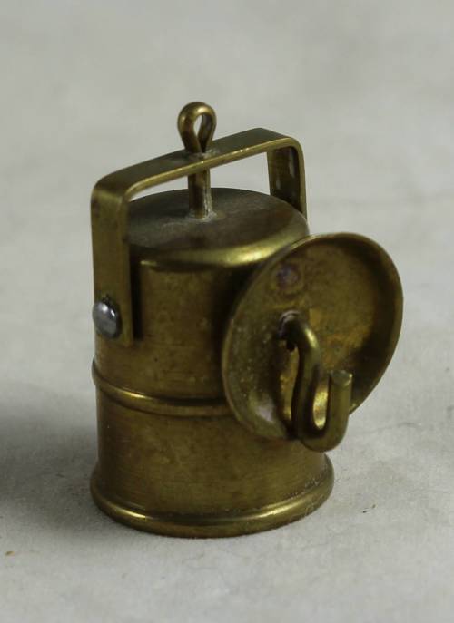 MINIATURE BRASS CARBITE LAMP-BID NOW!!