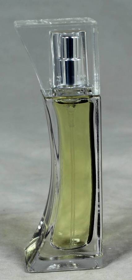 FULL BOTTLE OF ELIZABETH ARDEN PROVOCATIVE PERFUME-BID NOW!!