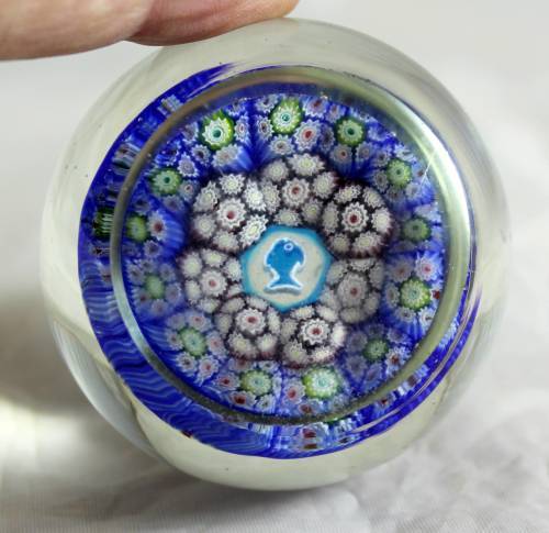 Glass Paperweight with Sea Motif - Beautiful!! - Bid Now!