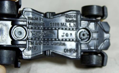 Hotwheels - Batmobile - DC Comics (2015)