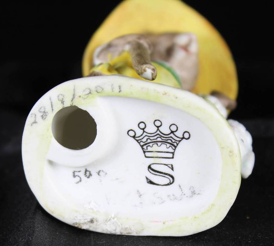 Netsuke 1970 rabbit with bonnet shepherdess with little lamb