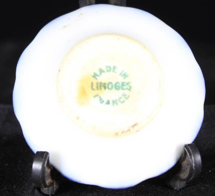 Miniature limoges plate with Victorian couple