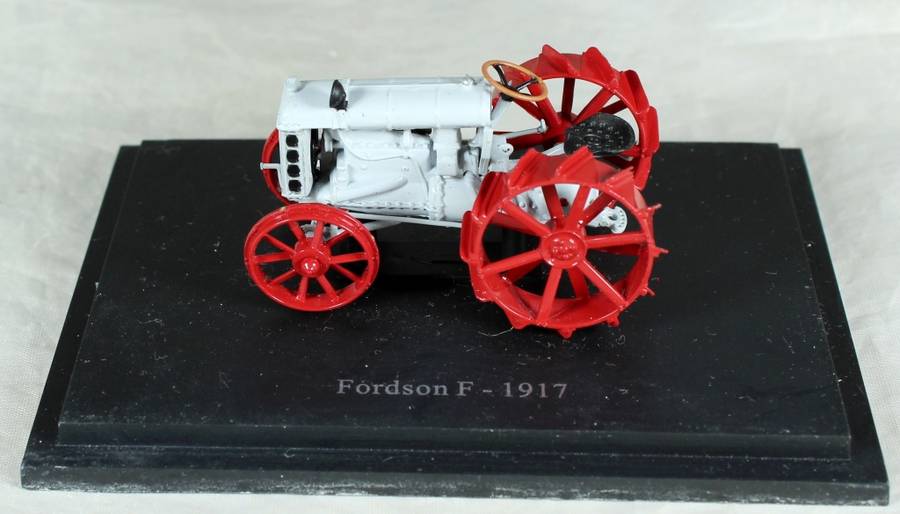 Tractor - Fordson F - 1917 - Act Fast!!! BID NOW!!!
