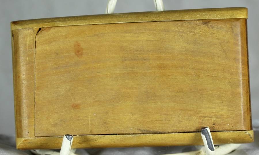 In-laid wood cigarette holder