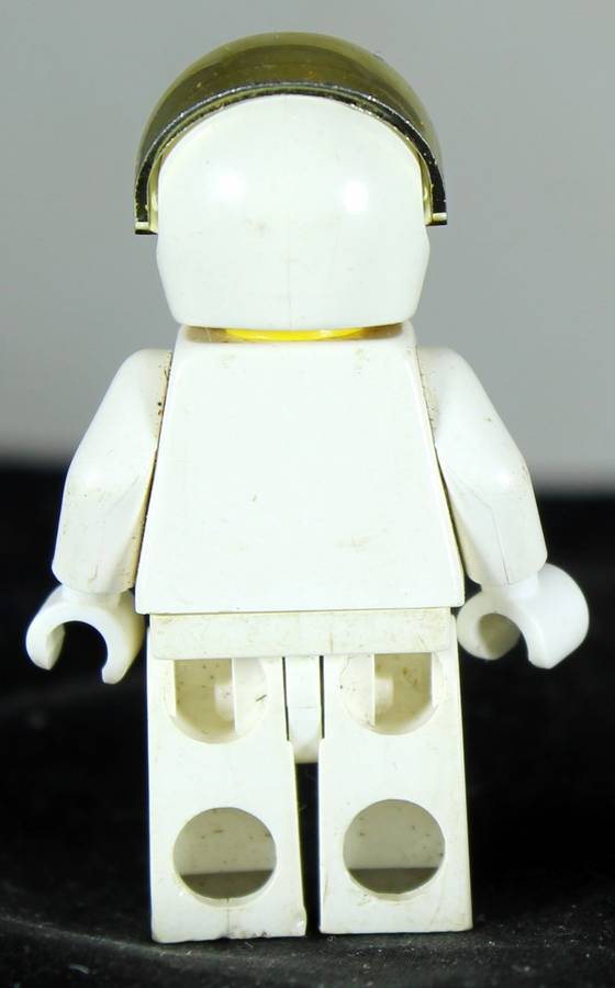 LEGO MINI FIGURINE - Launch Command Astronaut (SPLC001)