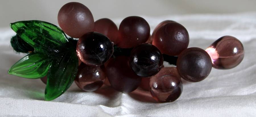 Small Glass - Clear and Frosted - Handblown Grapes - Purple - BID NOW!!!