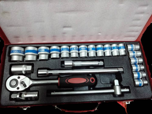 24 Piece Vanadium Chrome Socket Set