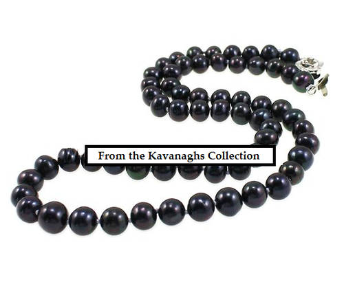 The Kavanaghs Collection - Lovely Black Genuine Freshwater Pearl Necklace