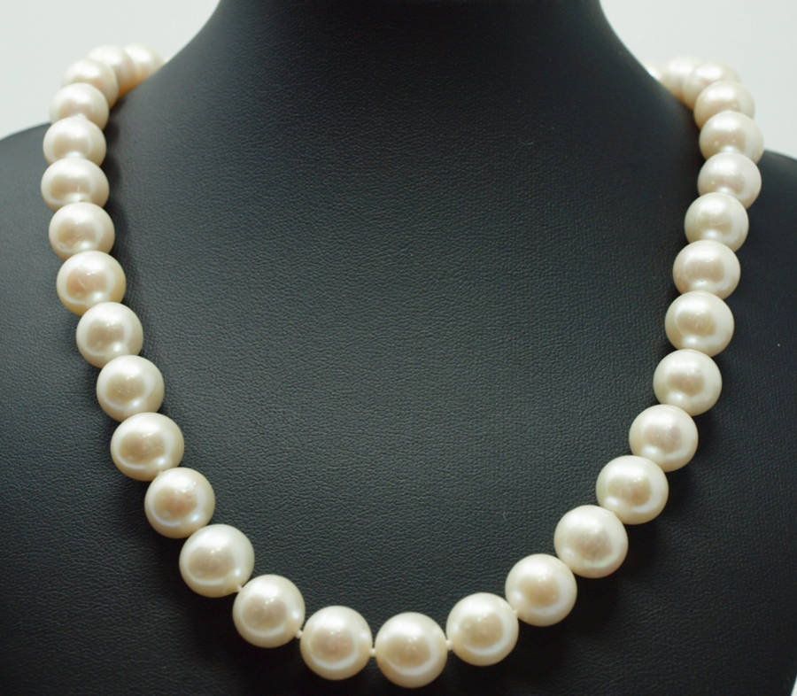 Kavanaghs - White Genuine Cultured Pearl Necklace, 38cm length and pearls are 9mm.