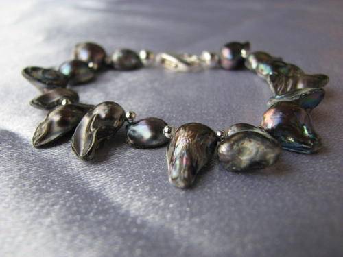 Kavanaghs - Exquisite Gray Blister Pearl Bracelet