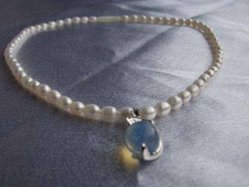FREE SHIPPING - Kavanaghs - Genuine Pearl Necklace with a Dolphin Pendant