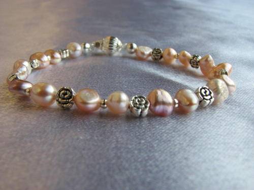 Kavanaghs - Exquisite Fresh Water Pearl Bracelet