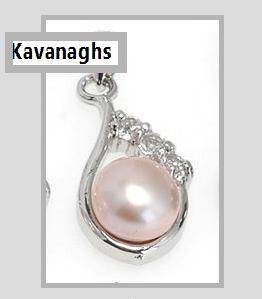 From the Kavanaghs Collection - Cultured Freshwater Pearl Pendant