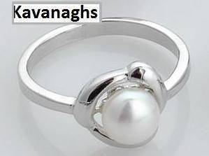 The Kavanaghs Collection - Cultured White Freshwater Pearl Ring