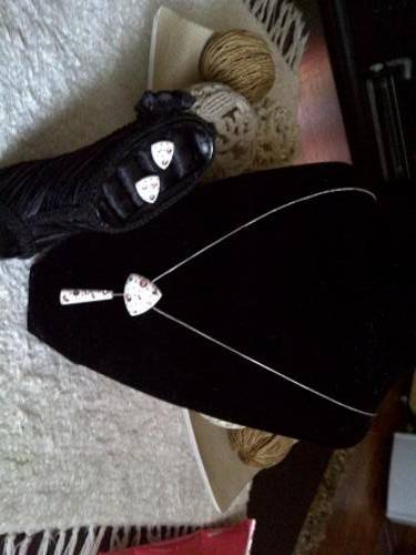 Bedazzled Pink & white Pendant Necklace & earing set . GORGEOUS