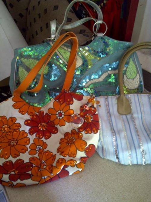 Craaaaaazy R1 SALE - Lot 1 of Handbags
