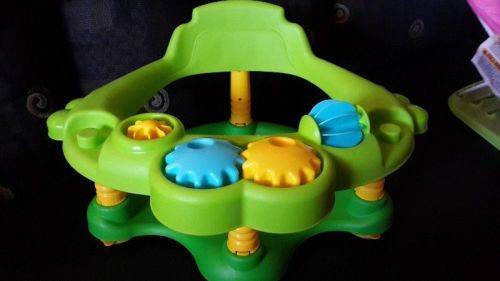 BABY BATH SEAT