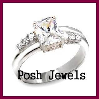 ***PRINCESS CUT SIMULATED DIAMOND BAND RING SIZE 8***
