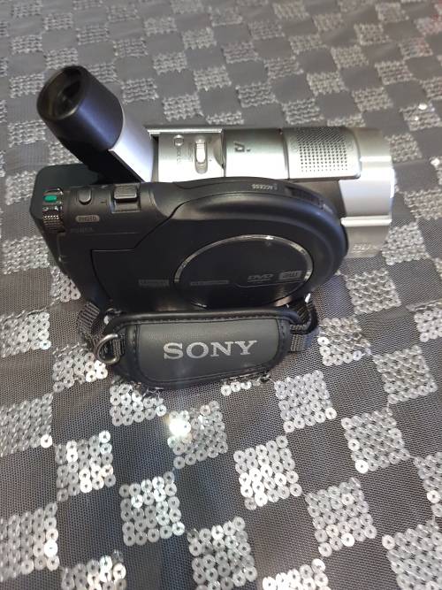 Sony handycam hdr-ux5e