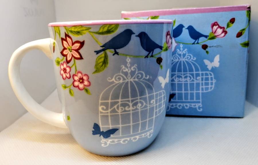 DISCONTINUED MAXWELL & WILLLIAMS BONE CHINA MUG CASHMERE AVIARY BLUE