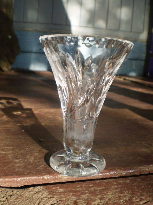 Lead Crystal Hand Cut Trumpet Vase with Flower Motif 15 cm height
