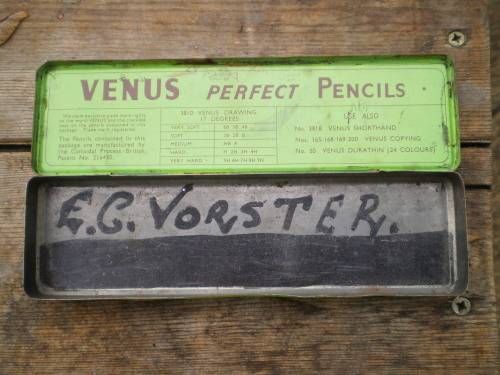 Rare Antique Venus Perfect Pencils Tin Made In England