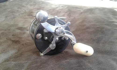 Vintage Penn Surfmaster Fishing Reel No.100