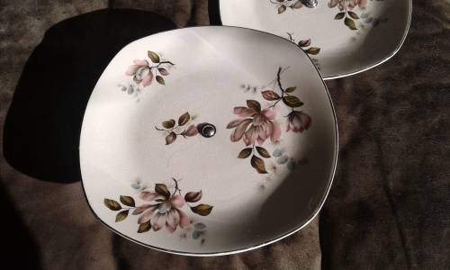 2 Midwinter Cake High Tea Stands Fashion Shape 9-63 Staffordshire