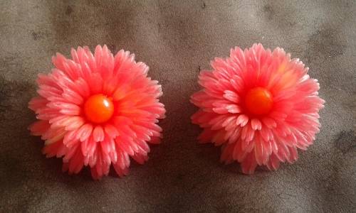 Orginal Large 1950s Red 3 Flower Clip On Earrings  4cm diameter