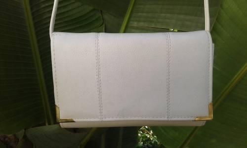 Nice Little Vintage 1980s Shoulder City Bag Faux White Leather