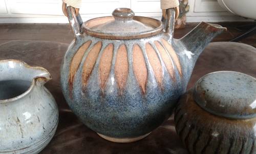 Beautiful Vintage Large Stoneware Tea Kettle Sugar Bowl Milk Jug