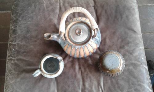Beautiful Vintage Large Stoneware Tea Kettle Sugar Bowl Milk Jug