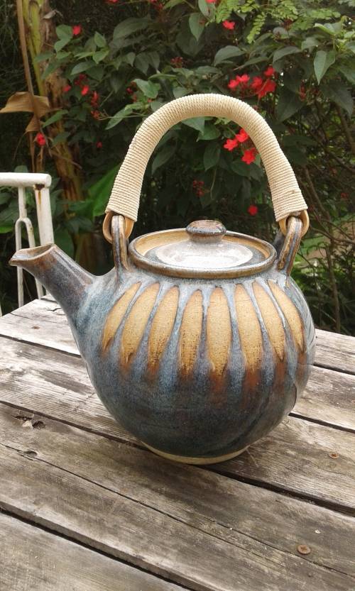 Beautiful Vintage Large Stoneware Tea Kettle Sugar Bowl Milk Jug