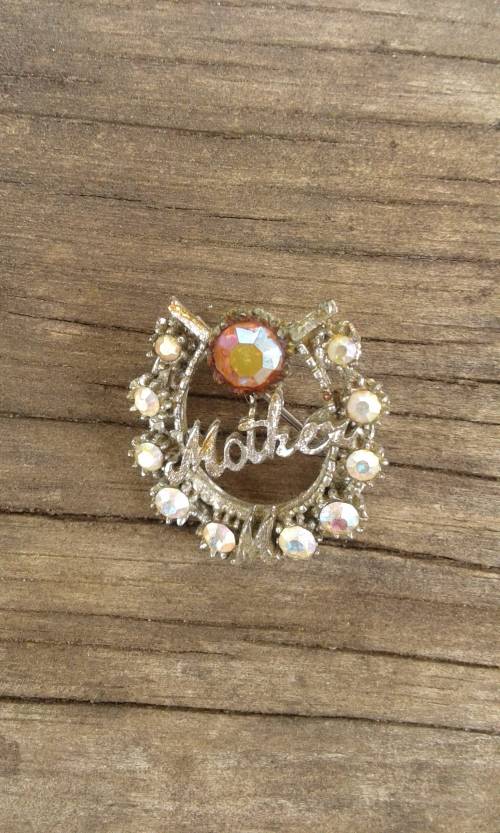 Antique Rhinestone Mother Brooch In Silver Toned Frame