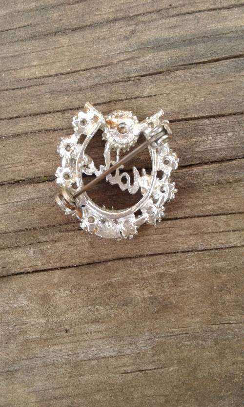 Antique Rhinestone Mother Brooch In Silver Toned Frame