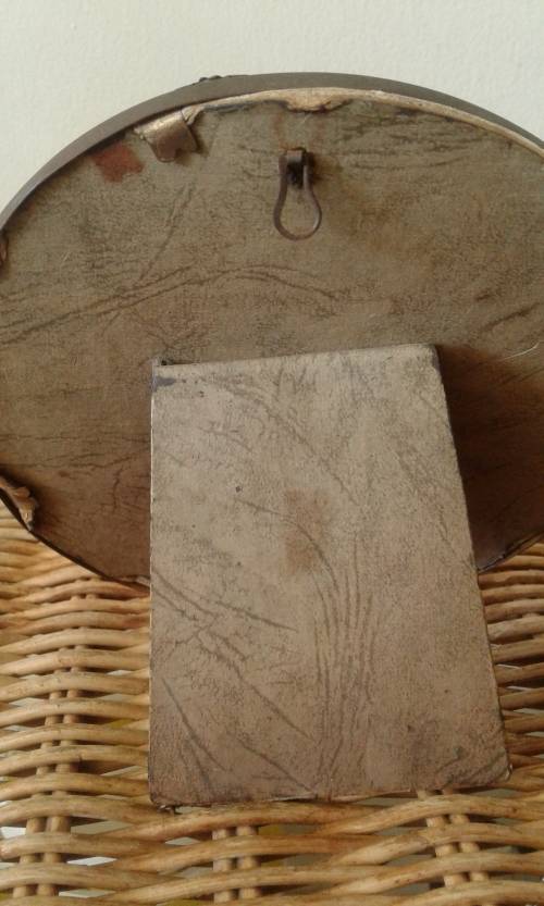 Antique Victorian Round Ornate Brass Picture Frame With Glass