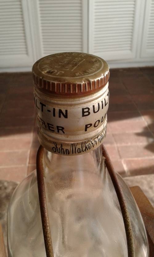 Rare Vintage 1 Gallon Johnny Walker 1960s Bottle With Built In Pourer Wooden Stand Original Lid